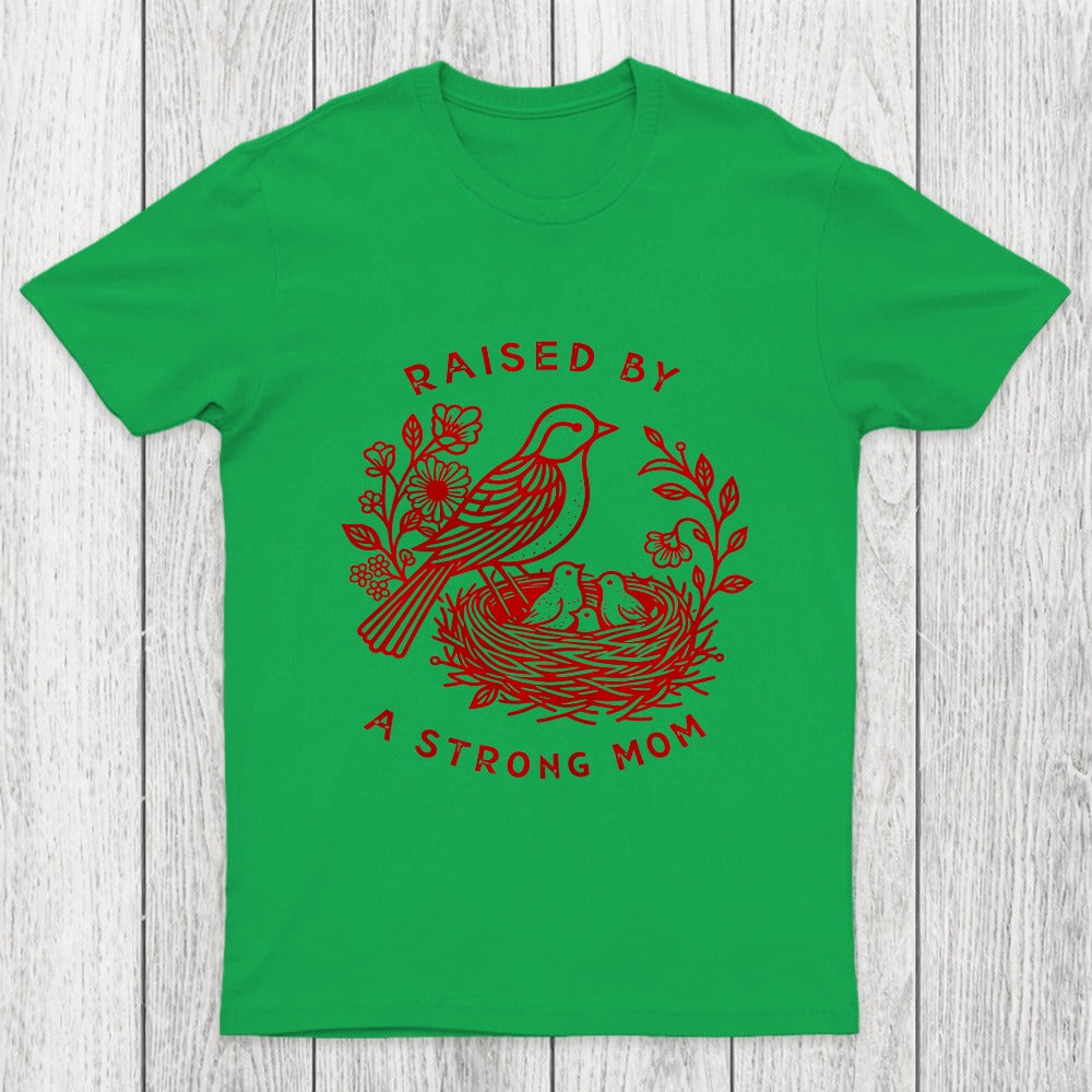 Mother Bird Guarding Her Nestlings Chicluma T-Shirt