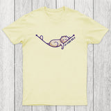 Hy-purr-bola Hyperbola Maths Cat Pun Chicluma T-Shirt